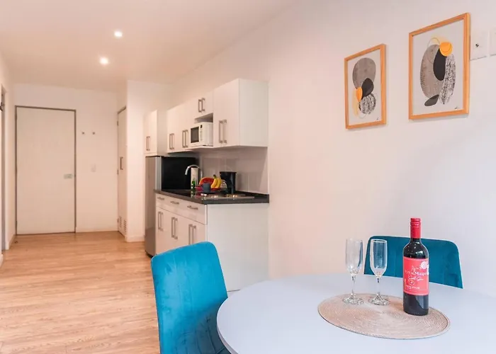 Private Balcony Rooftop Lounge Free Parking Apartamento