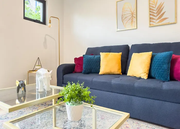 Apartamento Private Balcony Rooftop Lounge Free Parking