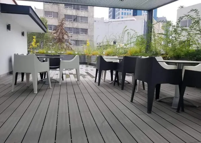 Private Balcony Rooftop Lounge Free Parking Apartamento