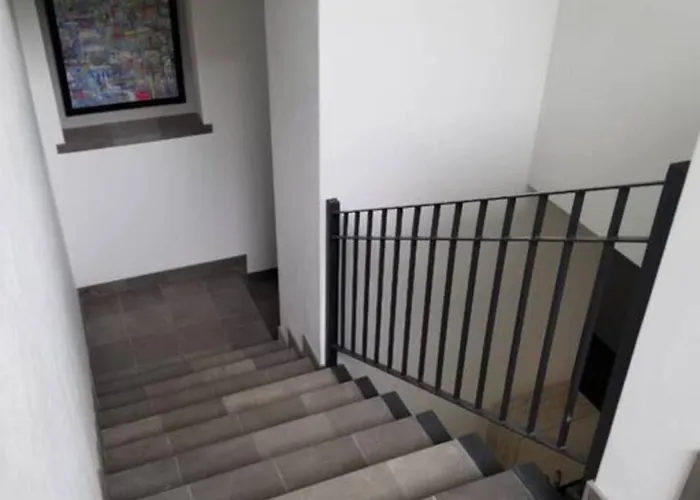 Private Balcony Rooftop Lounge Free Parking *